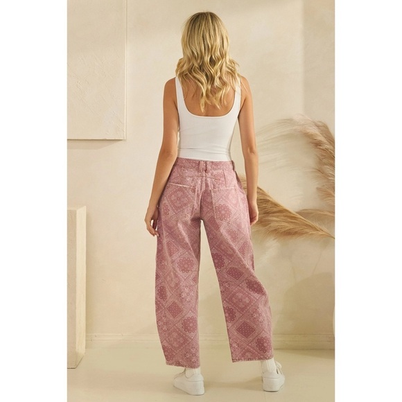 Veveret Washed Blush red Paisley Patterned Barrel Jeans - Picture 2 of 2